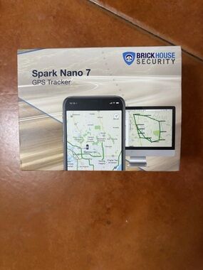 Spark Nano 7 GPS tracker. Brickhouse Security
Brand New blue & black
